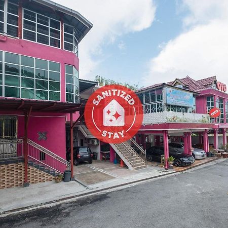 Oyo 89984 Noris Wang Homestay Lumut Eksteriør billede