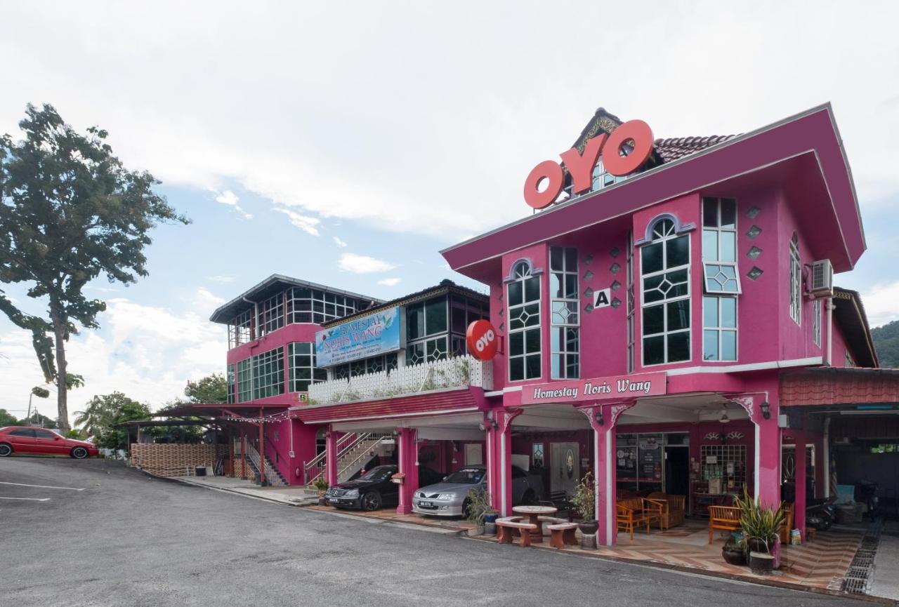 Oyo 89984 Noris Wang Homestay Lumut Eksteriør billede