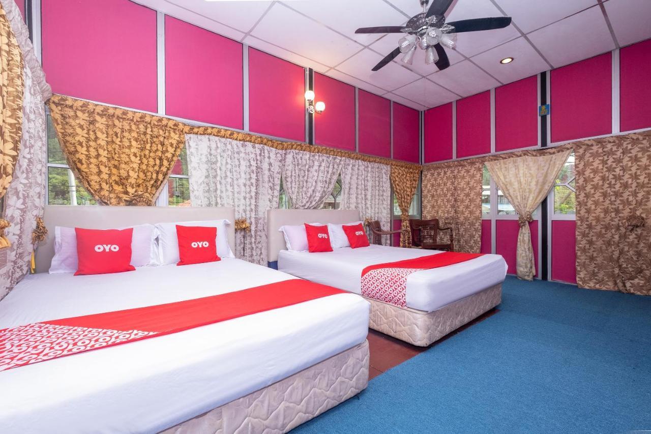 Oyo 89984 Noris Wang Homestay Lumut Eksteriør billede